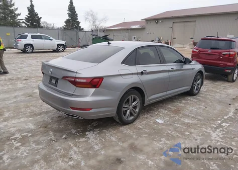 2019 Volkswagen Jetta 1.4T R-Line/1.4T S/1.4T Se z USA, uszkodzony, nr VIN 3VWCB7BUXKM271001